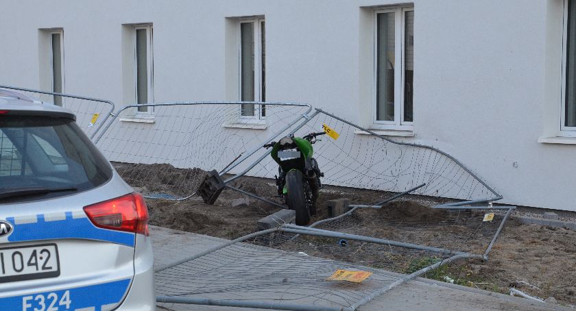 Wypadek motocyklisty na Korabce