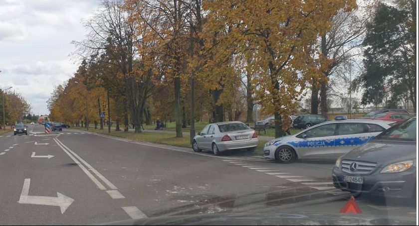 Kolizja dwóch osobówek na ul. Starzyńskiego