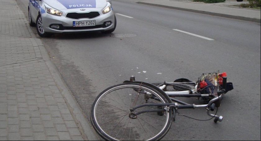 Łowicz. Wypadek z udziałem rowerzystki