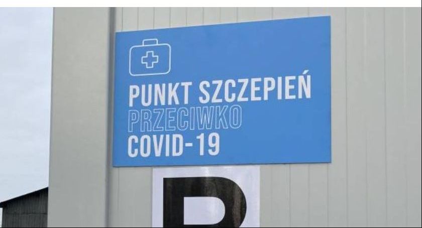 Punkt szczepień w ZOZ Łowicz. Coraz większe zainteresowanie szczepieniami przeciwko koronawirusowi