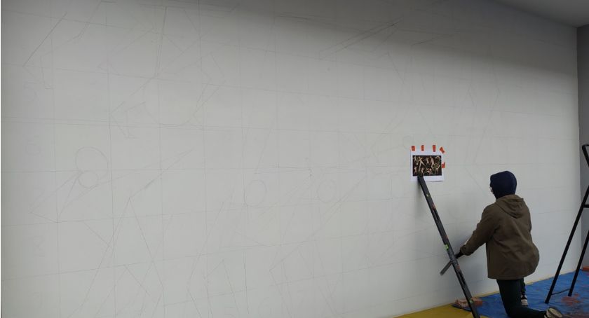 Łowicz. Nowy mural już powstaje przy OSiR