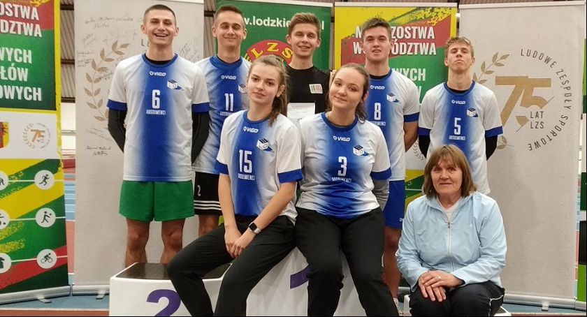  Lekkoatletyczne sukcesy uczniów II LO