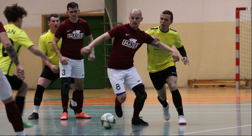 Łowicka Liga Futsalu. Wyniki spotkań z weekendu 4-5 grudnia (foto)