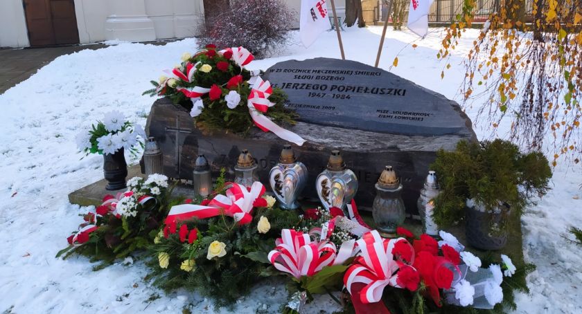 Łowicz. Uczczono 40. rocznice wprowadzenia stanu wojennego w Polsce (foto)