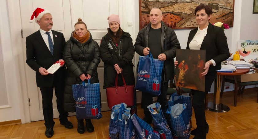 Świąteczne paczki dla Polaków na Kresach