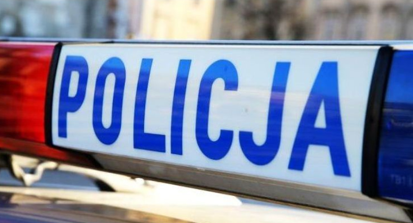 Obywatel Mołdawii miał 1,5 promila! Wjechał w pole