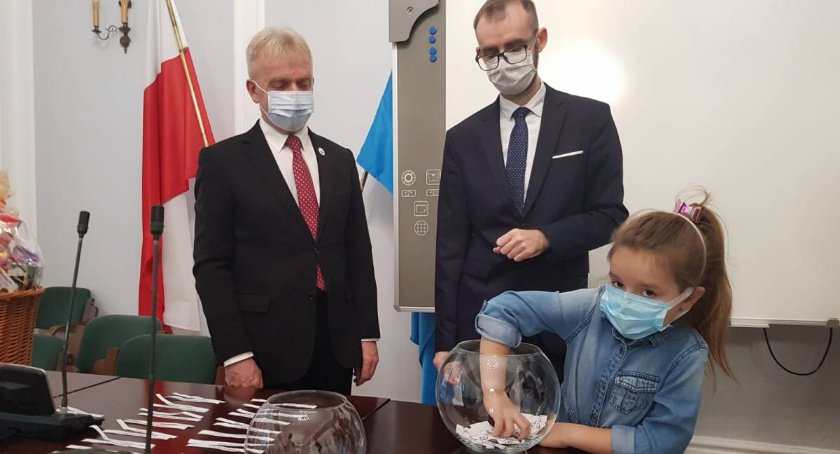 Losowanie nagród w Łowickim ratuszu. Znamy szczęśliwe numery kuponów!