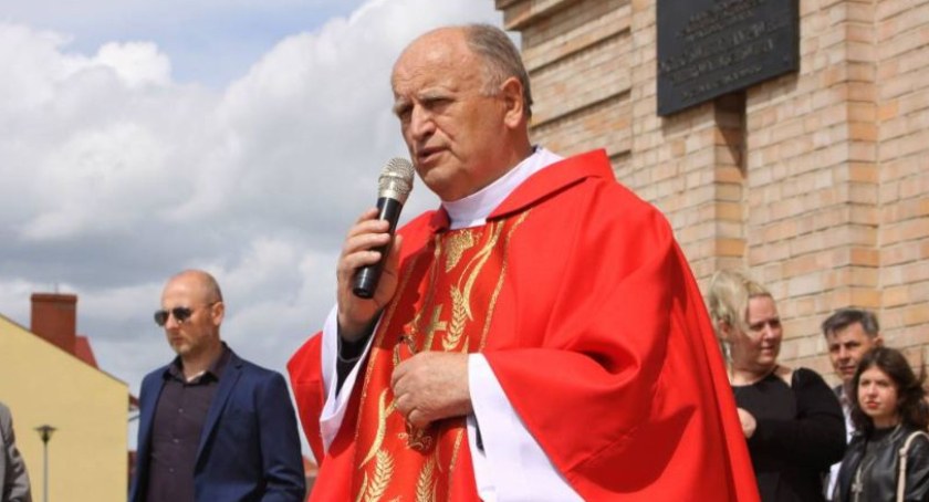 Proboszcz parafii pw Chrystusa Dobrego Pasterza podjął decyzję w sprawie kolędy