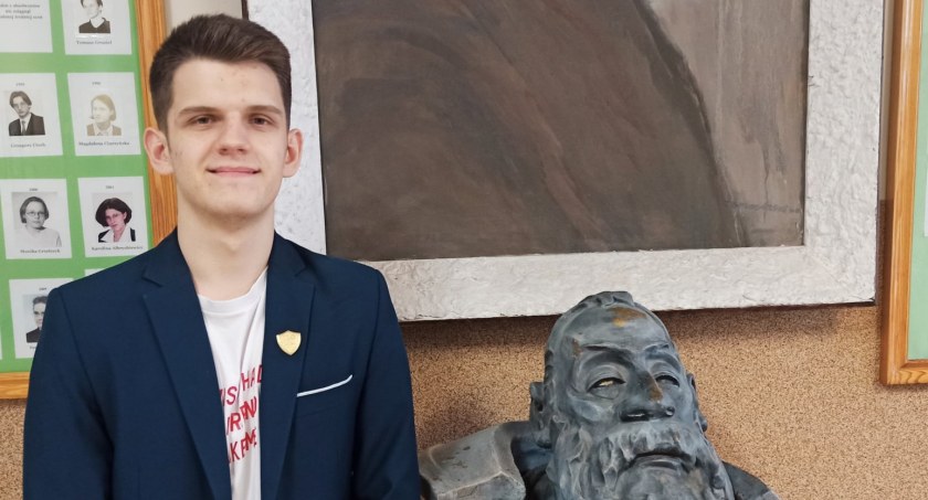 Uczeń łowickiego Chełmona finalistą konkursu matematycznego