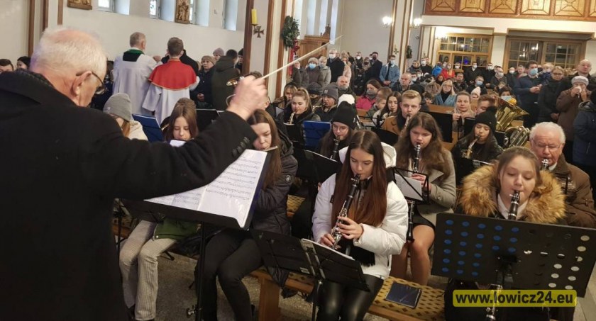 Łowicka Korabka. Koncert orkiestr dętych z Wicia i Łyszkowic (foto, film)