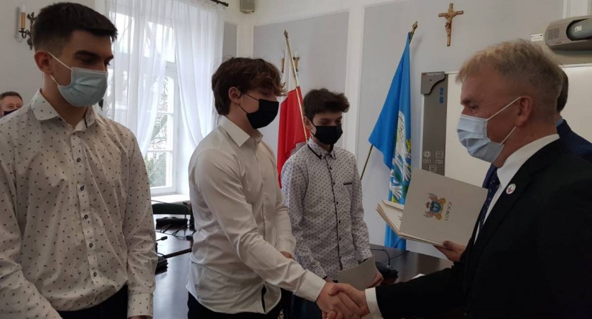 Do kogo powędrowały stypendia sportowe i artystyczne (foto, film)