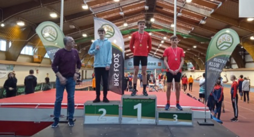 Trzy medale lekkoatletów z powiatu łowickiego w mistrzostwach województwa łódzkiego U16