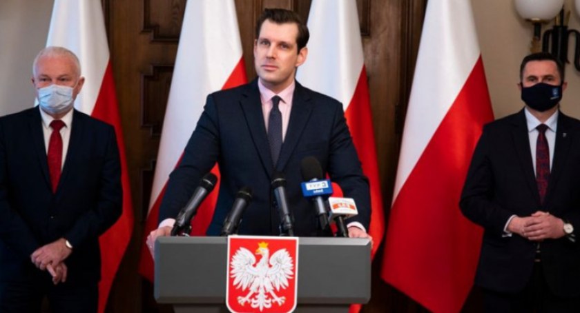 Powiat łowicki otrzyma dofinansowanie do remontu drogi