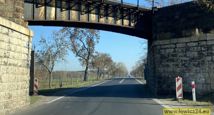 Krępa (gmina Domaniewice). Znów kolejny kierowca pożegnał się z prawem jazdy 
