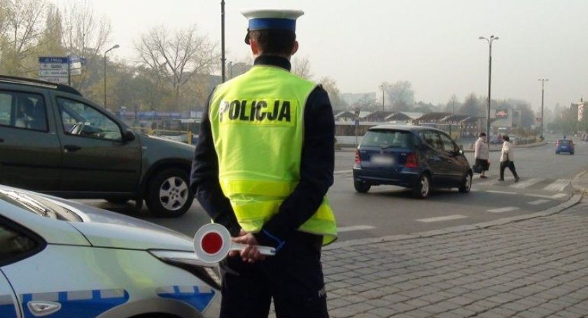 Łowicka policja wyeliminowała kolejnych nietrzeźwych kierowców