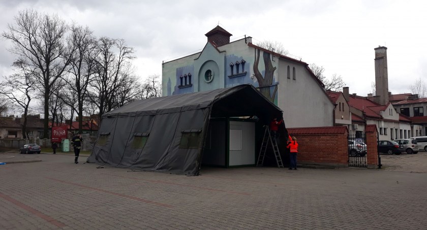Łowicz. Nowa lokalizacja punktu wymazowego (foto)