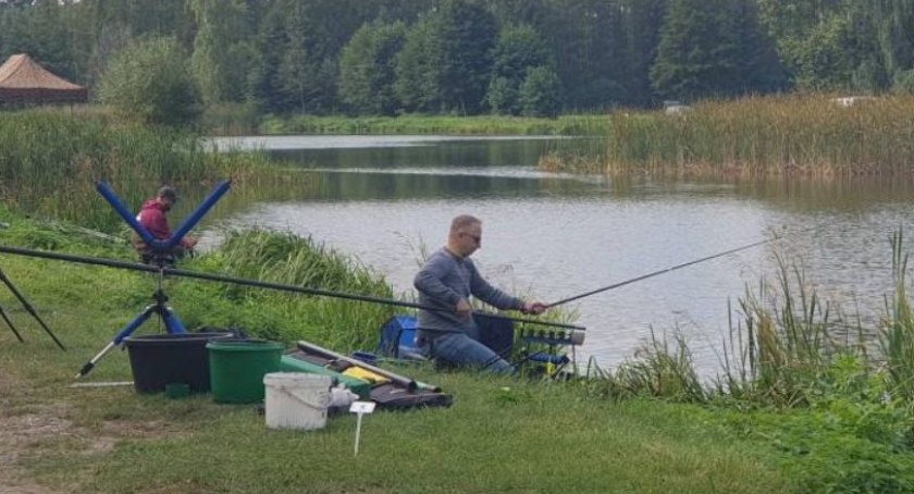 Będą sprzątać brzegi wokół zbiornika za Laskiem Miejskim