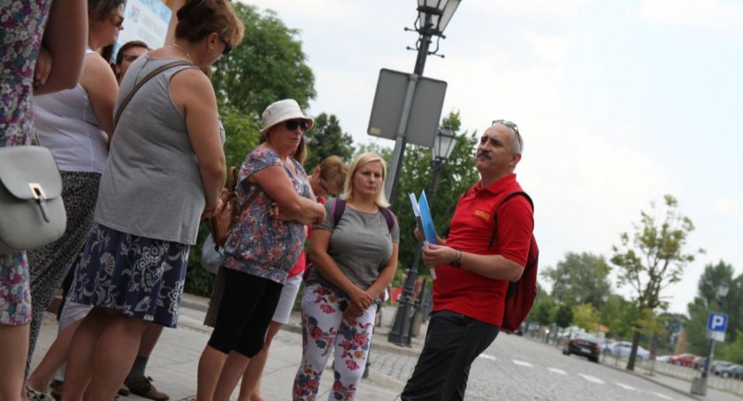 Święto przewodników turystycznych. Dlaczego warto zostać przewodnikiem?