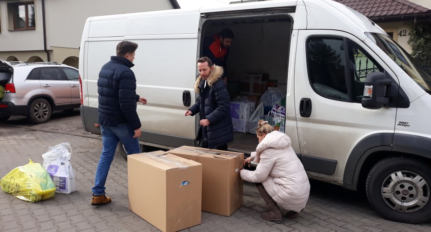 Mieszkaniec Łowicza jedzie do Przemyśla. Można wesprzeć zbiórkę dla Ukraińców (foto)