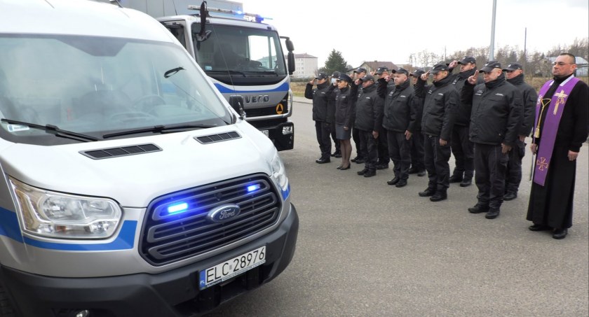 Łowiccy więziennicy w hołdzie zamordowanej na służbie Koleżanki z Rzeszowa 