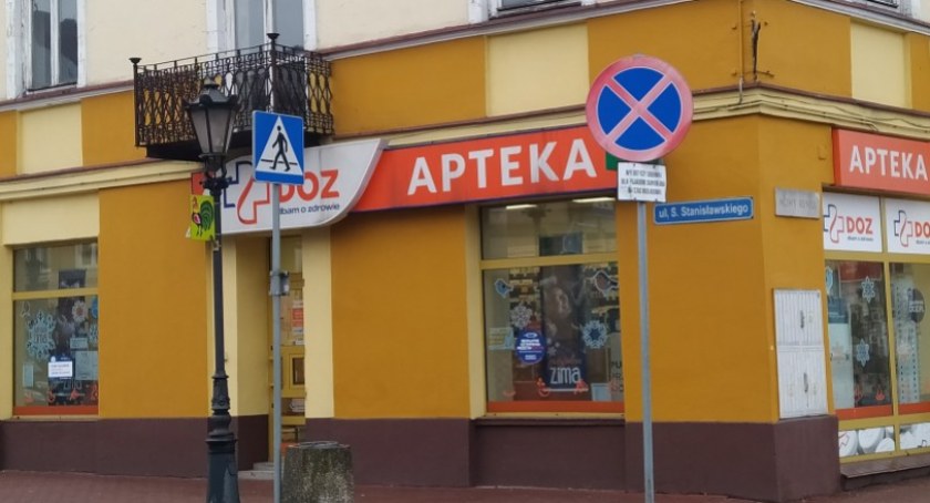 Łowiczanie ruszyli do aptek po płyn Lugola! Apelujemy! Kupowanie tego preparatu nie ma żadnego sensu!
