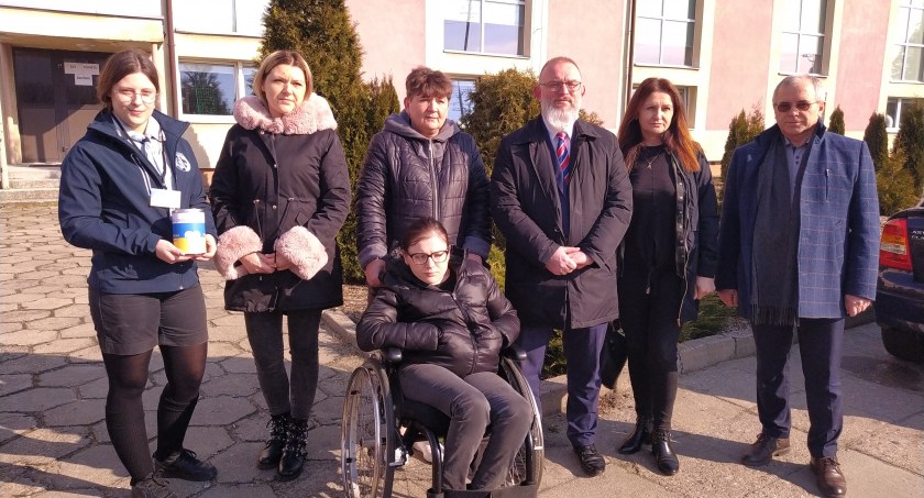 Łowicz. Ruszyła zbiórka pieniędzy dla Ukrainy (film)
