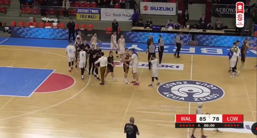 Walczyli, ale ulegli liderowi