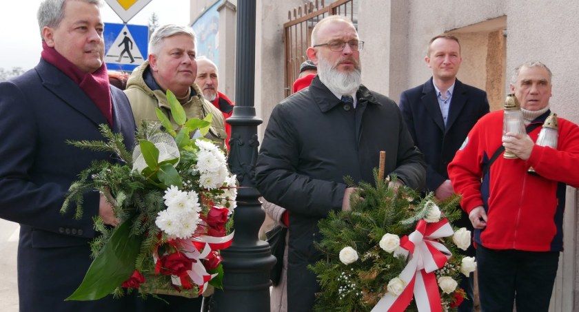 Starostwo Powiatowe. Pamięć o łowickim Małym Arsenale wciąż żywa