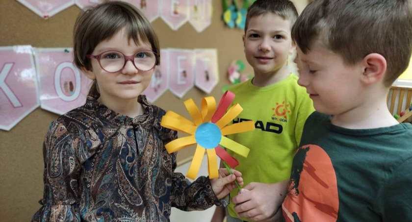 Dzień Kobiet w przedszkolu Pod Świerkami (dużo foto)