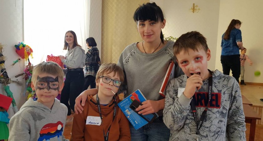 Firma Partners dba o dzieci swoich ukraińskich pracowników (foto)