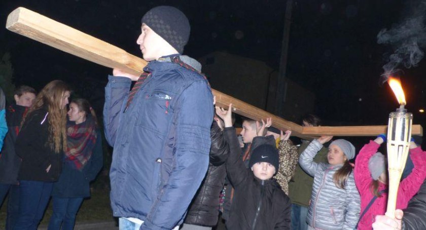 Droga krzyżowa przejdzie ulicami osiedla na Korabce
