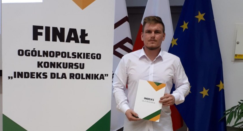 Uczeń ze Zduńskiej Dąbrowy z indeksem na Politechnikę Bydgoską