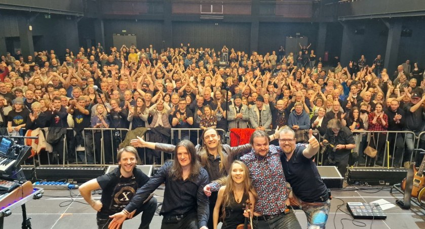 Marillion Weekend. Łowiczanin z zespołem wystąpił przed legendarnym zespołem