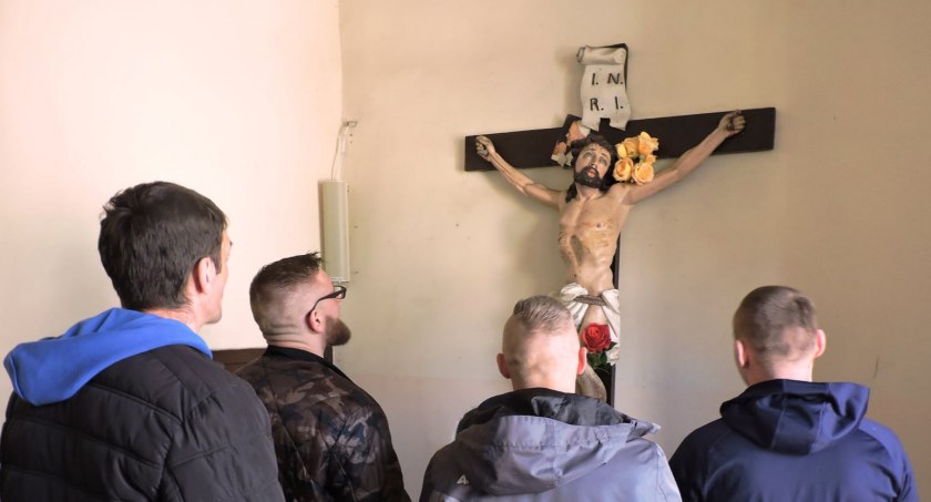 Przygotowania do Świąt Wielkanocnych w łowickim więzieniu 