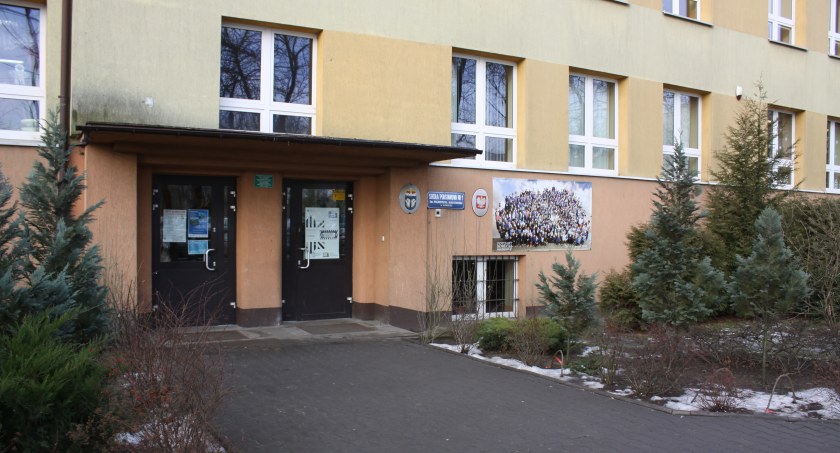 Konkurs na dyrektora SP nr 1 w Łowiczu. Kto ubiega się o stanowisko?