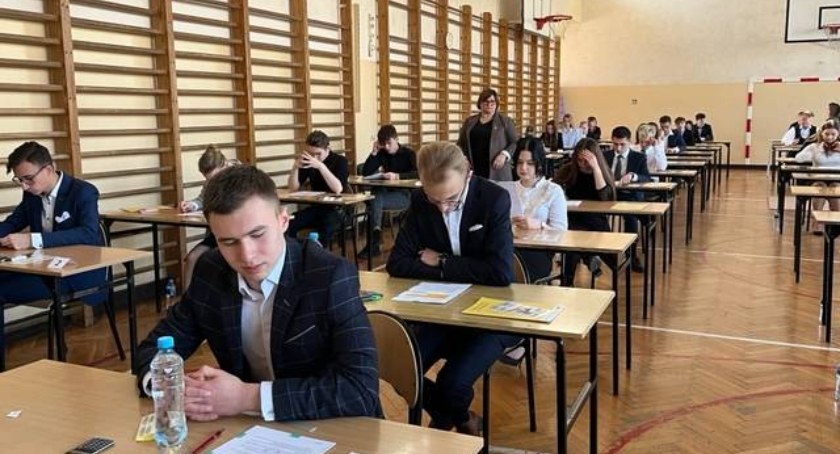 Matura 2022 w Medyku! Język polski i matematyka już za nimi! (foto)