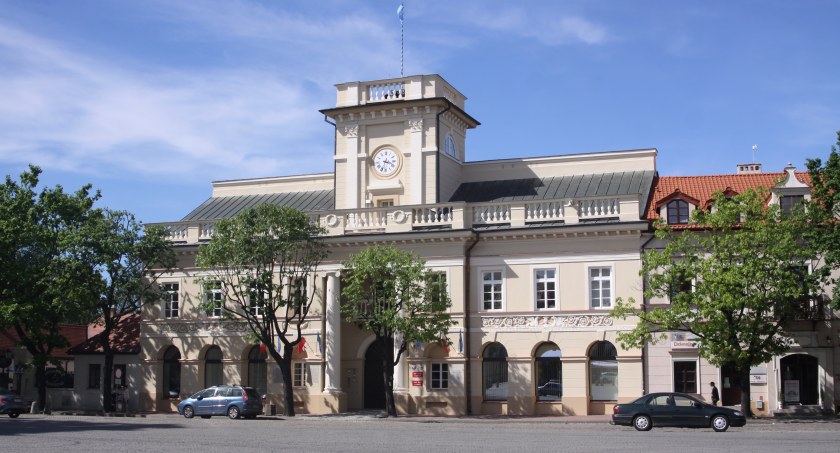 Raport o stanie miasta Łowicza. Możesz wziąć udział w debacie