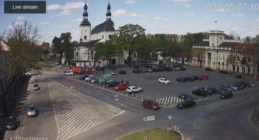 Łowicz. Interwencja straży pod katedrą. To nie był pożar