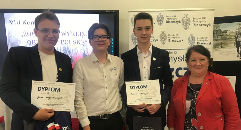 Dwóch uczniów I LO w finale wojewódzkim 