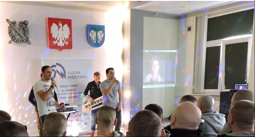 Koncert disco polo w łowickim więzieniu