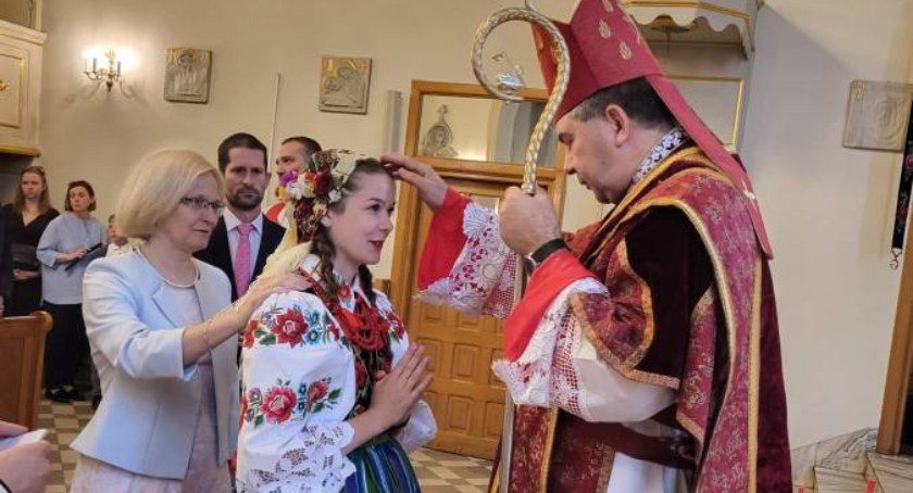 Bierzmowanie w św. Duchu. Taki sakrament można przyjąć tylko raz w życiu (foto)