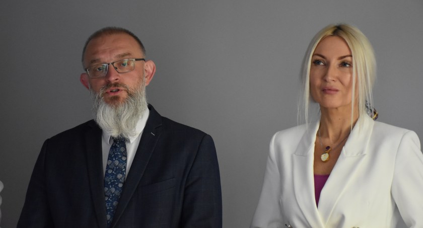 Łowicz. Przekazano drugie mieszkanie chronione treningowe (foto,film)