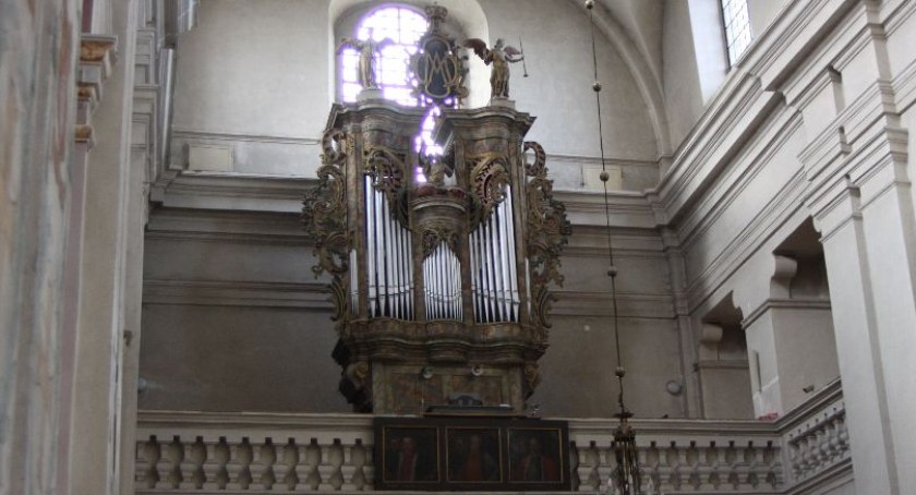 Łowicz. Koncert charytatywny na remont organów w pijarskim kościele