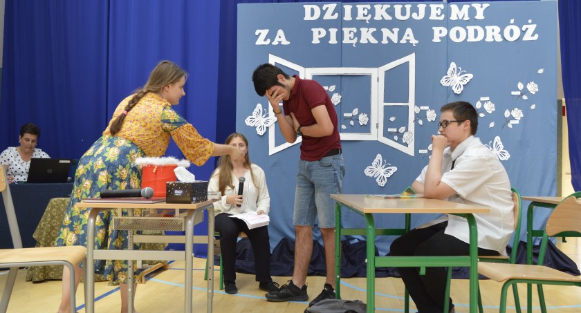 Zakończenie roku szkolnego 2021/2022 w Specjalnym Ośrodku Szkolno-Wychowawczym w Łowiczu (foto)
