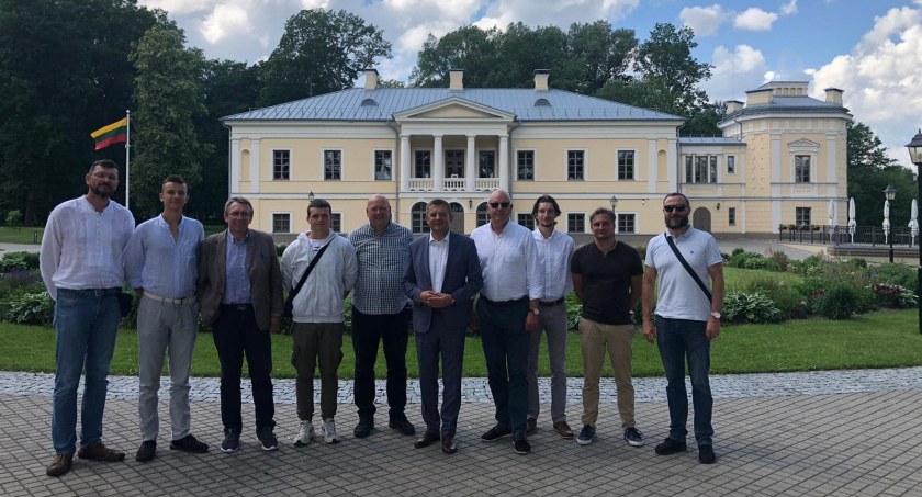 Były burmistrz Łowicza odwiedził Soleczniki. Współpraca obu miast trwa już 26 lat