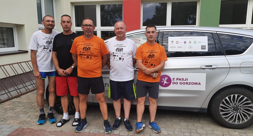 Z pasji do Gorzowa. Biegacze po przejściach pokazują, że można wyjść z każdego życiowego zakrętu
