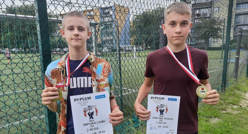 Młodzi łowiczanie wicemistrzami Polski w muay thai