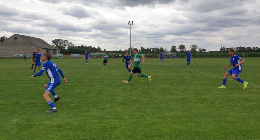 Pelikan lepszy od Wisły II Płock w sparingu. Dobra postawa 16-letniego wychowanka