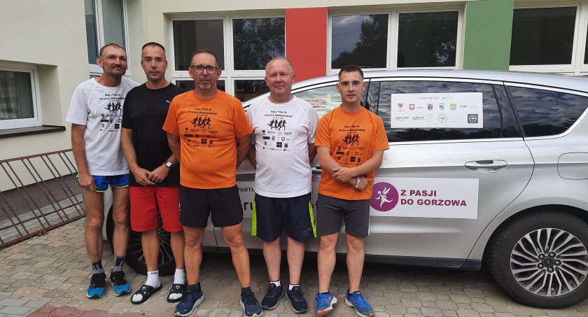 Bieg „Z pasji do Gorzowa”. Byli bezdomni i uzależnieni, dziś dają świadectwo i niosą nadzieję