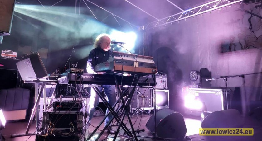 Ł.OK! FESTIWAL 2022 króluje na dziedzińcu ŁOK (foto, film)